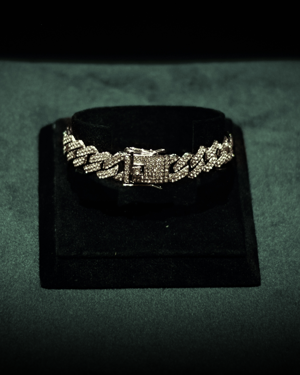EDGE - Iced Cuban Bracelet (Statement)