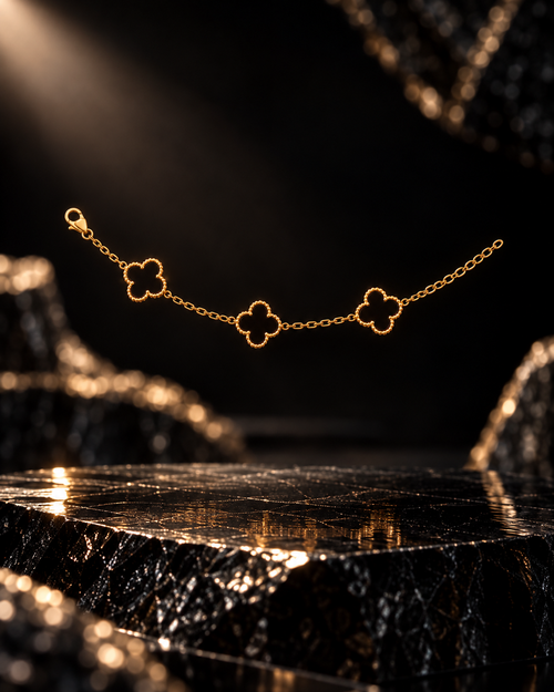 Noir Clover Bracelet