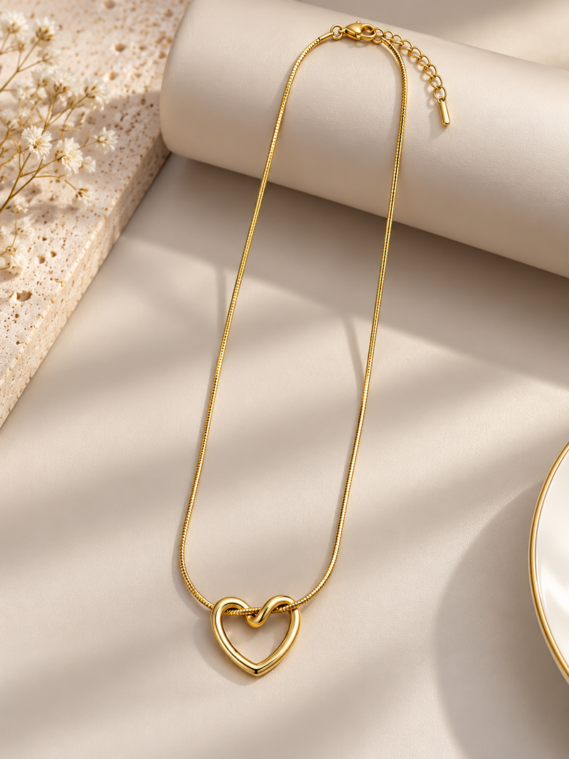 Essence Linked Heart Chain