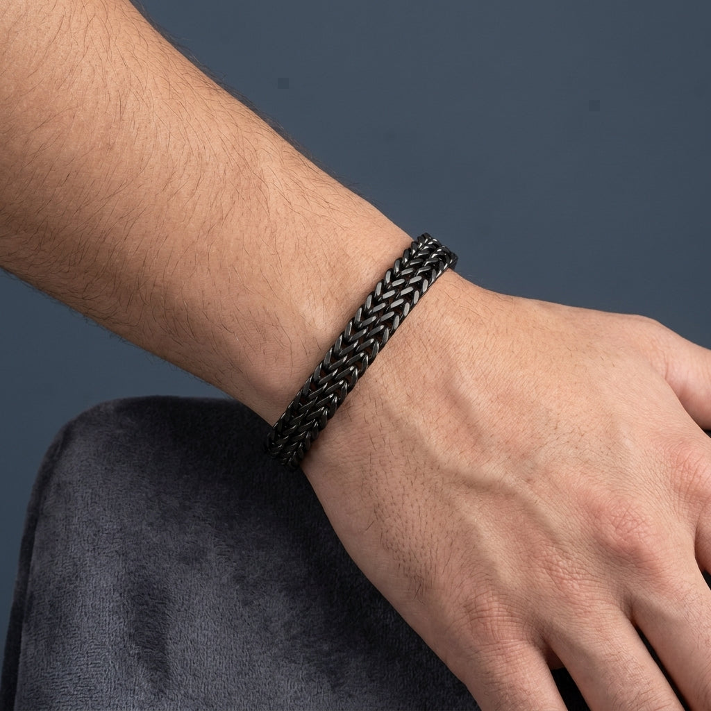 Noir Link Bracelet